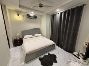 Novostay Luxurious 1 and 2-Bed Units in Gulberg Greens